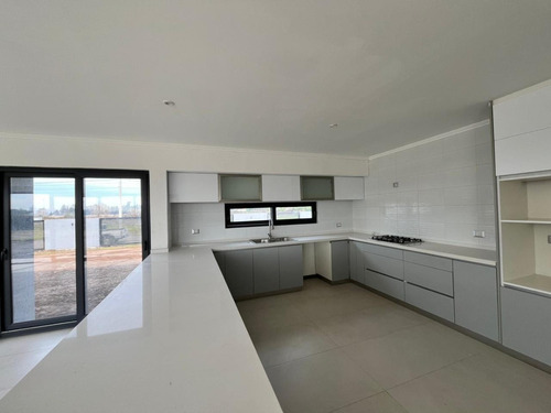 Vendemos Excelente Casa Nueva En Reserva De Huilquilemu
