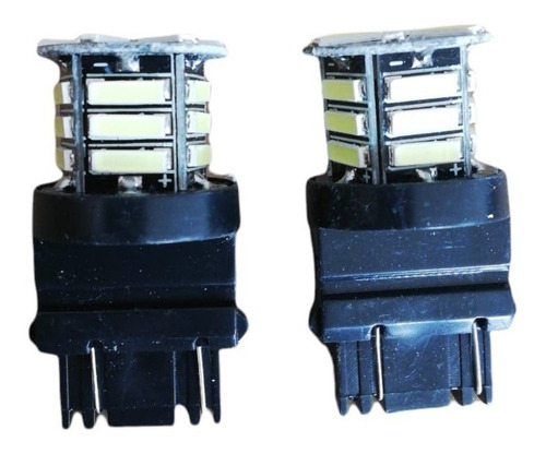 Par Focos 3157 21 Led Mazorca Cuarto Y Stop Blanco Luz Fija