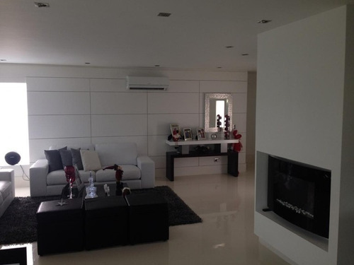Imagen 5 de 21 de Casa En Venta El Hatillo Caicaguana Actualizada Y Remodelada