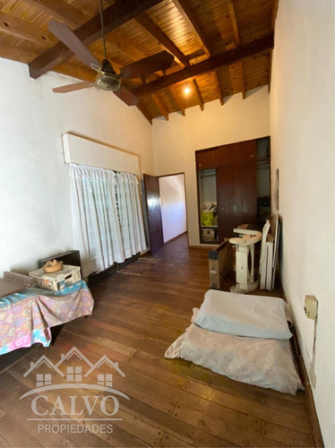 Imagen 8 de 14 de Casa. Buena Ubicacion. Lista Para Habitar