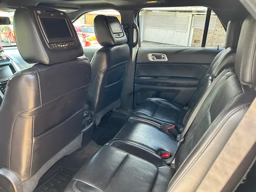 Ford Explorer 4.0 Limited V6 Sync 4x2 Mt