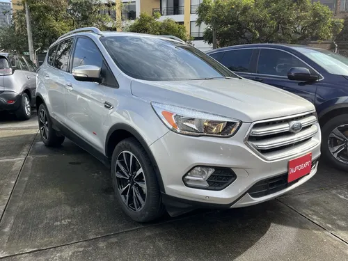 Ford Escape TITANIUM TURBO SEC 2,0 4X4