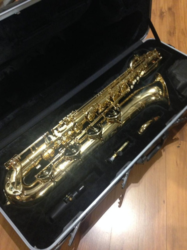 Saxofone Baritono Eagle Sb 506 - Usado