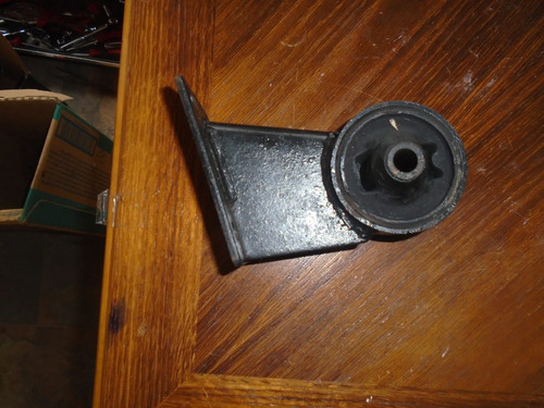 Imagen 2 de 4 de Vendo Base De Motor De Hyundai H-100 Camioncito, Año 2000