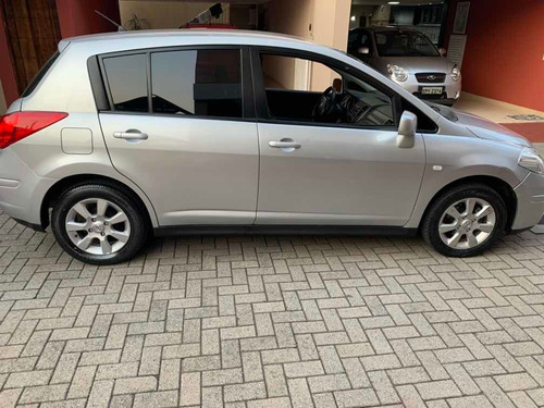 Nissan Tiida 2008 1.8 S Aut. 5p