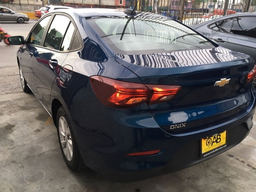 Imagen 4 de 15 de Chevrolet Onix 2021 1.0t Lt At