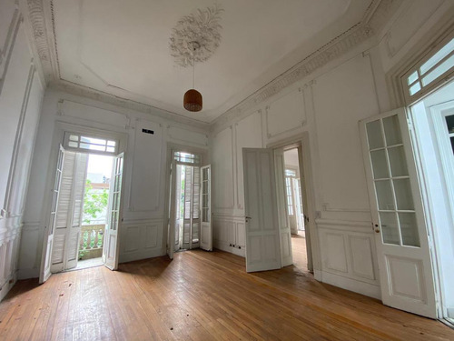 Petit Hotel En Palermo Viejo En Venta - Palacio Estilo Francés, Propiedad Única