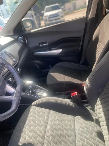 Nissan Kicks Volcano