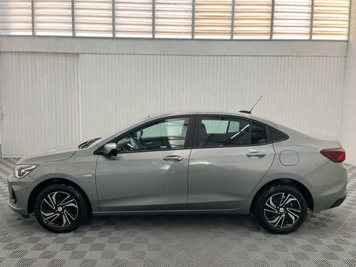 Chevrolet Onix plus 1.0 Lt 4p