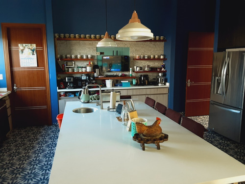 Casa De Lujo, Condominio Santa Teresita De Lisieux
