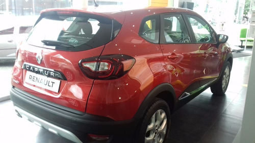 Autos Camionetas Renault Captur 3008 Toyota Nivus Tracker E