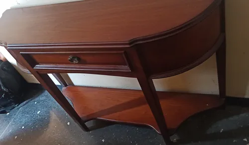 Mesa Consola Estilo Antiguo (Usado)