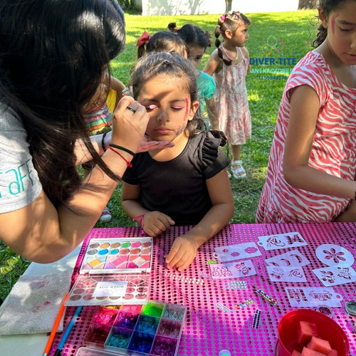 Stand De Glitter Para Cumpleaños Infantiles Divertite Animac
