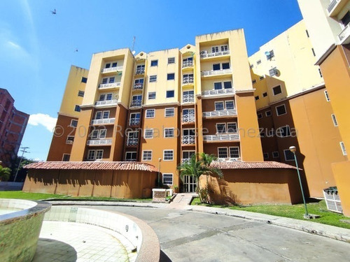 Imagen 1 de 13 de Apartamento En Venta En Turmero Avenida Intercomunal 23-17376 Wjo