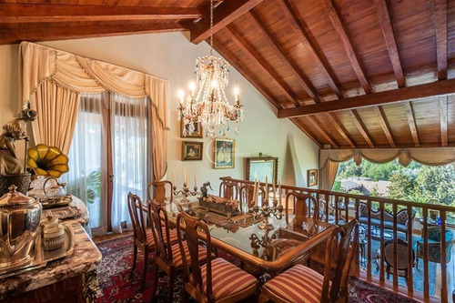 Casa En Venta De 5 Dorm. En Lo Barnechea Las Lomas