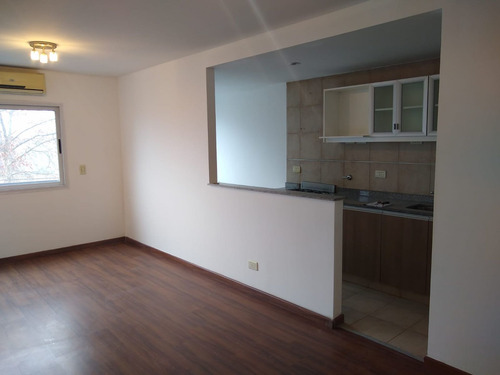 Imagen 3 de 23 de Impecable Dos Ambientes En Lomas De Zamora
