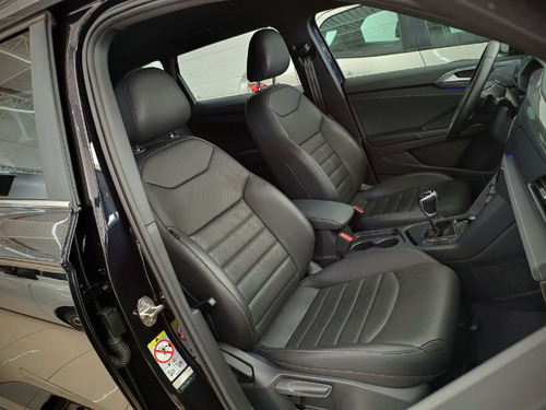Volkswagen Taos 1.4 250 TSI TOTAL FLEX HIGHLINE AUTOMÁTICO