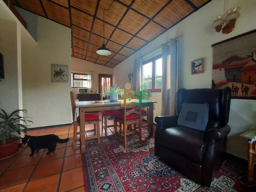 Vende Casa En Balneario Buenos Aires, Manantiales, De 2 Dormitorios En Suite. - Ref : Eqp6622