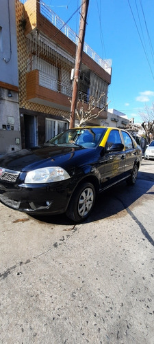 Imagen 7 de 14 de Fiat Siena 2015 Taxi