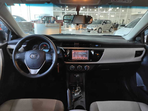 Imagem 8 de 10 de Toyota Corolla Gli 1.8 16v 4p Aut (flex)