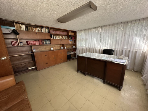 Casa En Lomas De Chapultepec Ganadora De Premios En Calle Sin Vecinos Enfrente