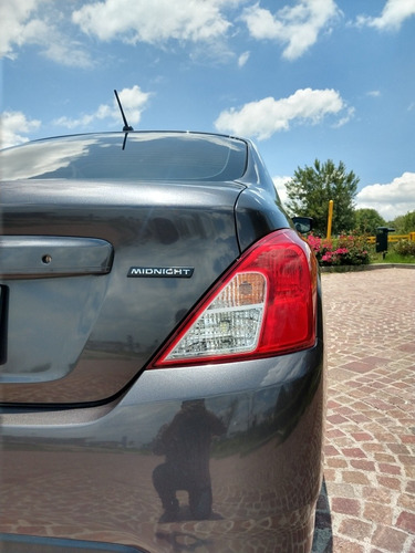 Imagen 3 de 11 de Nissan Versa 2017 1.6 Advance At
