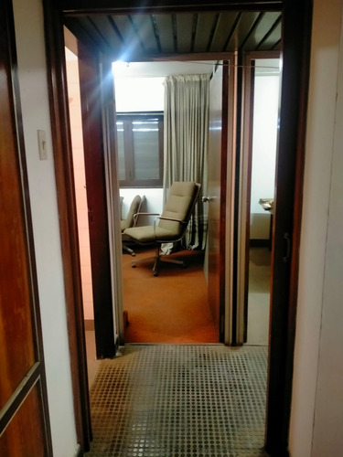 Imagen 20 de 26 de Casa Venta Alto Alberdi Con Galpon Y Oficinas