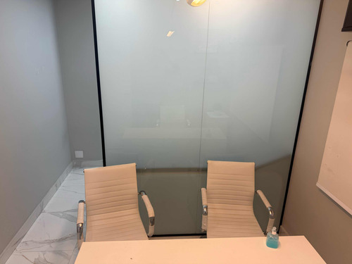 Sala Com Recepção Consultorio E Sala De Procedimento
