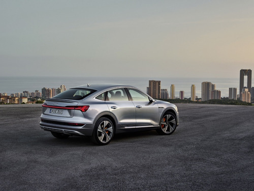 Audi E-tron Etron Electrico Sportback 55 Tfsi