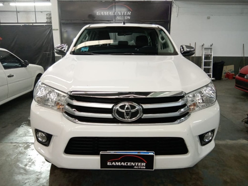 Imagen 2 de 25 de Toyota Hilux Srv 4x2 Aut