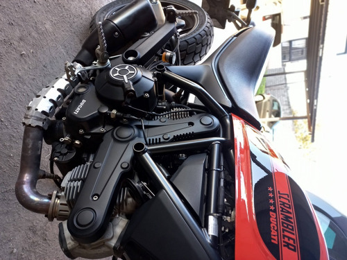 Imagen 14 de 16 de Ducati Scrambler 400 - Sixty Two Liquido