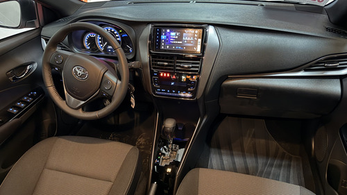 Toyota Yaris 1.5 107cv Xls Cvt