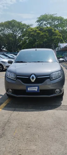 Renault Logan 1.6 Privilege / Intens