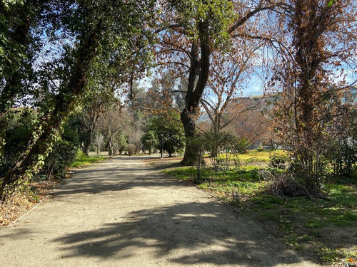 Terreno Con Muy Buena Orientación 