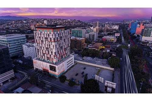 Imagen 1 de 25 de Oficinas En Renta Torre Peninsula En Zona Dorada En El Corazon De Zona Rio A 5 Minutos De La Linea Internacional Con Accesibilidad Inmejorable Y Cerca De Todo Cuenta Con Un Diverso Sistema De Espaci