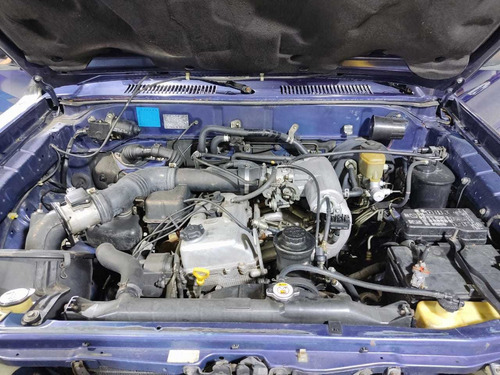 Imagen 12 de 12 de Toyota Meru Año 2007