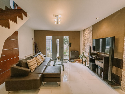 Casa Chalet En Venta En Lanús Este, Lanús, G.b.a. Zona Sur