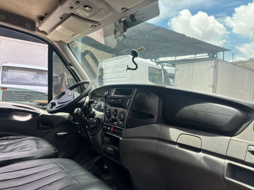 Iveco Daily 35s14 Plataforma Guincho 2015 / Ducato/ Sprinter