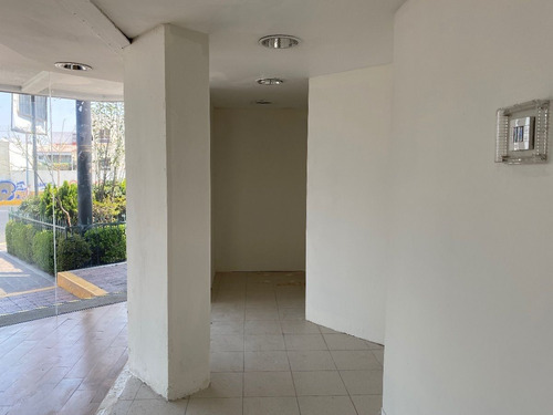 Renta Local Av. Adolfo López Mateos Sta. Cruz Del Monte