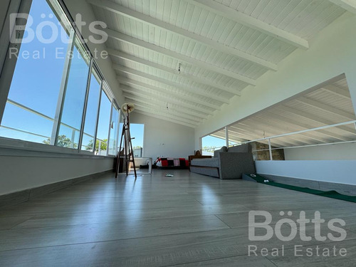Casa En Venta Barrio Privado Lomas Athletic Club Golf