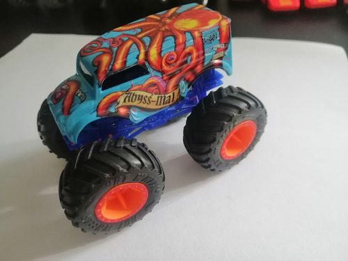 Hot Wheels Monster Truck  Delivery   Sbyss Mal 