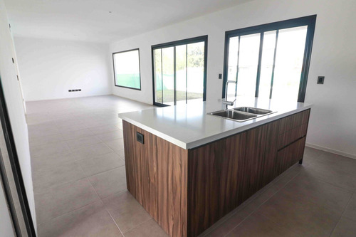 Imagen 12 de 30 de Casa En Venta En Barrio Privado Lagoon Pilar