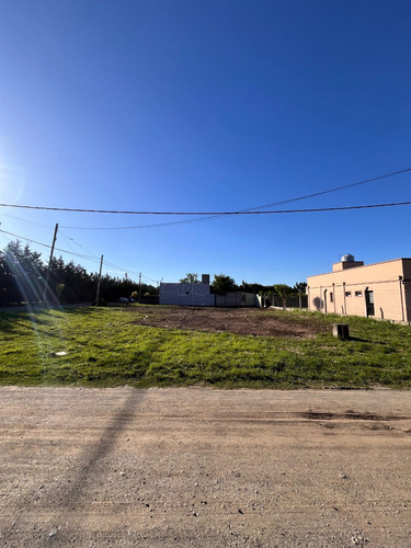 Hermosa Y Amplia Esquina En Venta. Zona La Rural. Tandil