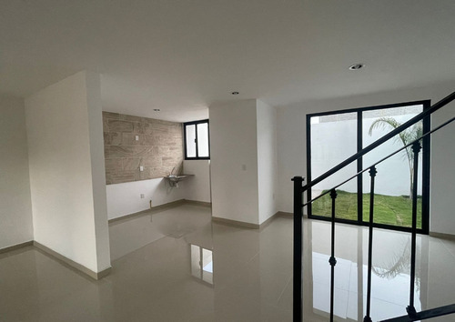 Se Vende Casa Nueva Fracc Portones Celaya