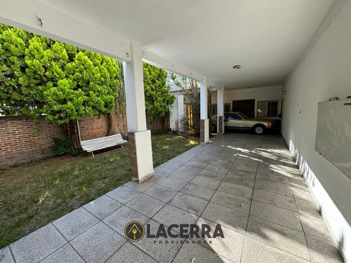Casa En Venta 4 Amb En Zona San Andres, Villa Maipu