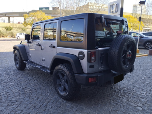 Imagen 8 de 15 de Jeep Wrangler Sport Unlimited At, 2013, 124000kms
