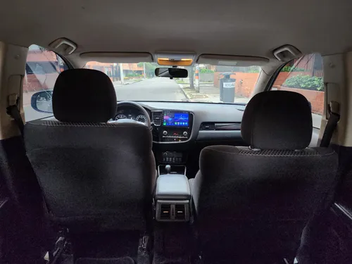 Mitsubishi Outlander Kaiteki At 2.4 Cc 2022