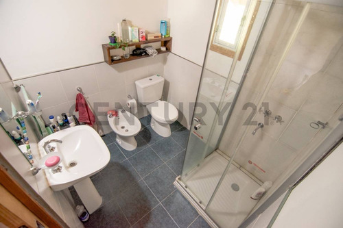 Imagen 22 de 30 de Venta 2 Casas , 100m2 Y 84m2 , Terreno 1.000 En Barrio Norte, Villa La Angostura