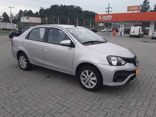 Imagem 5 de 9 de Toyota Etios 1.5 X Plus Sedan 16v Flex 4p Automático