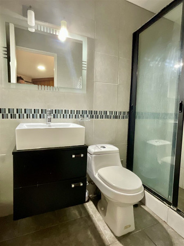 Casa En Venta Sin Comisión De 7 Dorm. En Las Condes